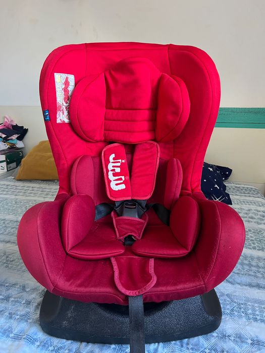 Scaun de mașină juju
