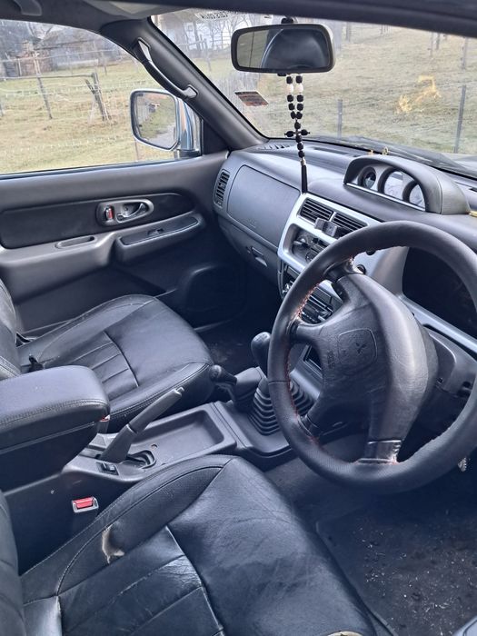 Vand mitsubishi L 200 2004