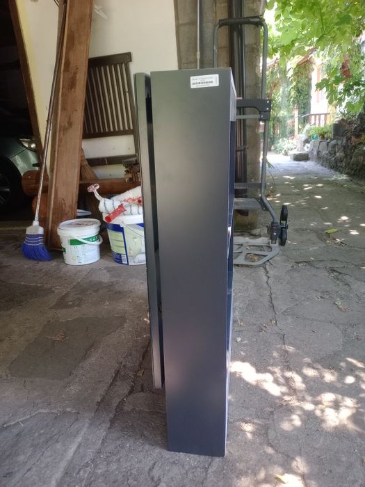 Горен шкаф за баня,чёрен.