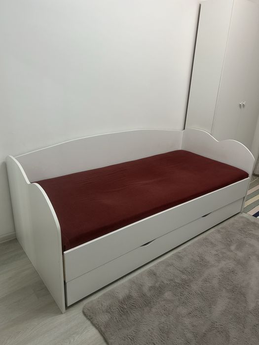 При покупке дивана кровать в подарок!