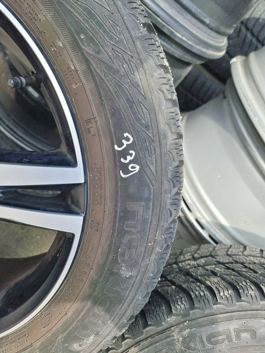 Doua anvelope Nokian Tyres WR Suv3 235 55 R18 Dot0518 ci339