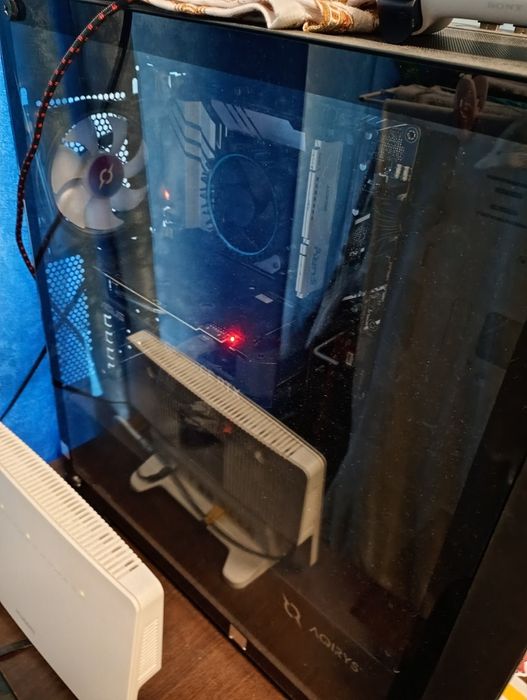 Vând urgent PC gaming asus