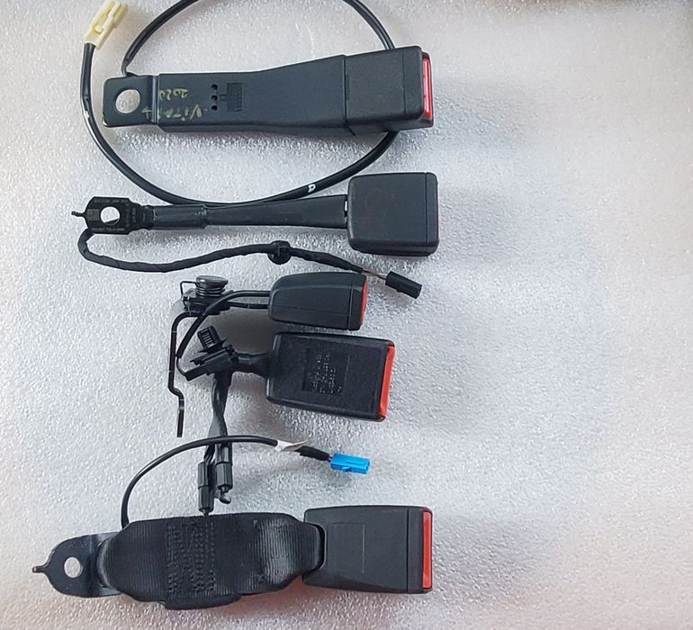 Pretensiomere centuri Vw Porsche Audi Skoda Suzuki