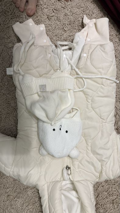 Продам детские комбинезоны