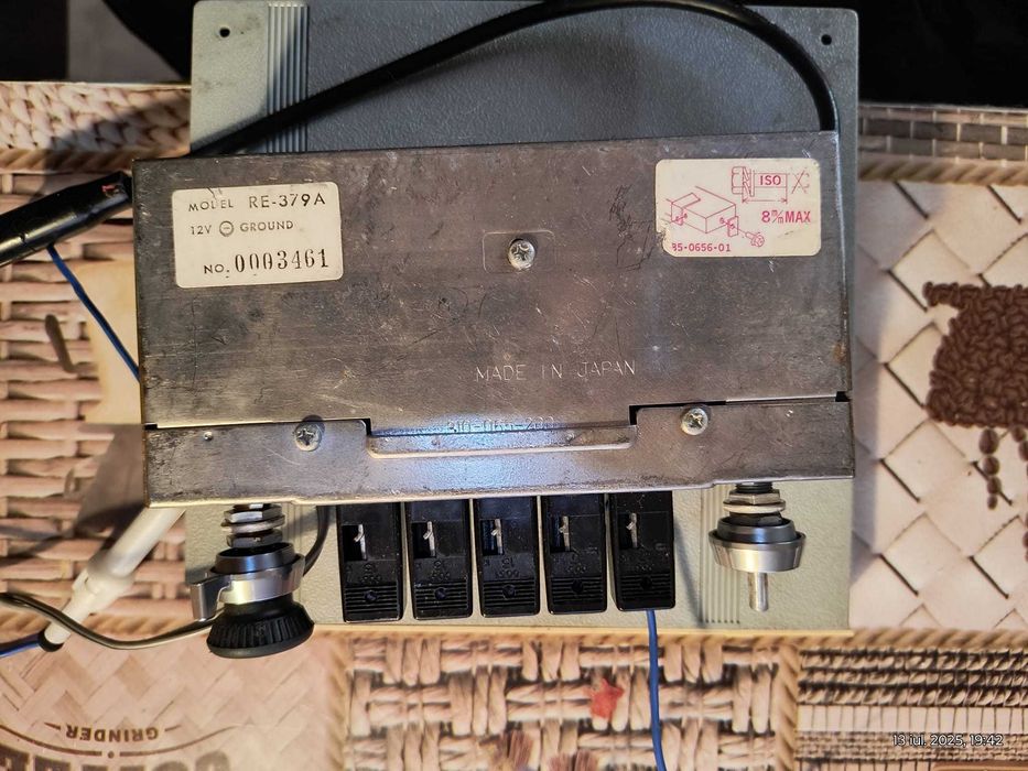 2 Aparate radio auto vintage