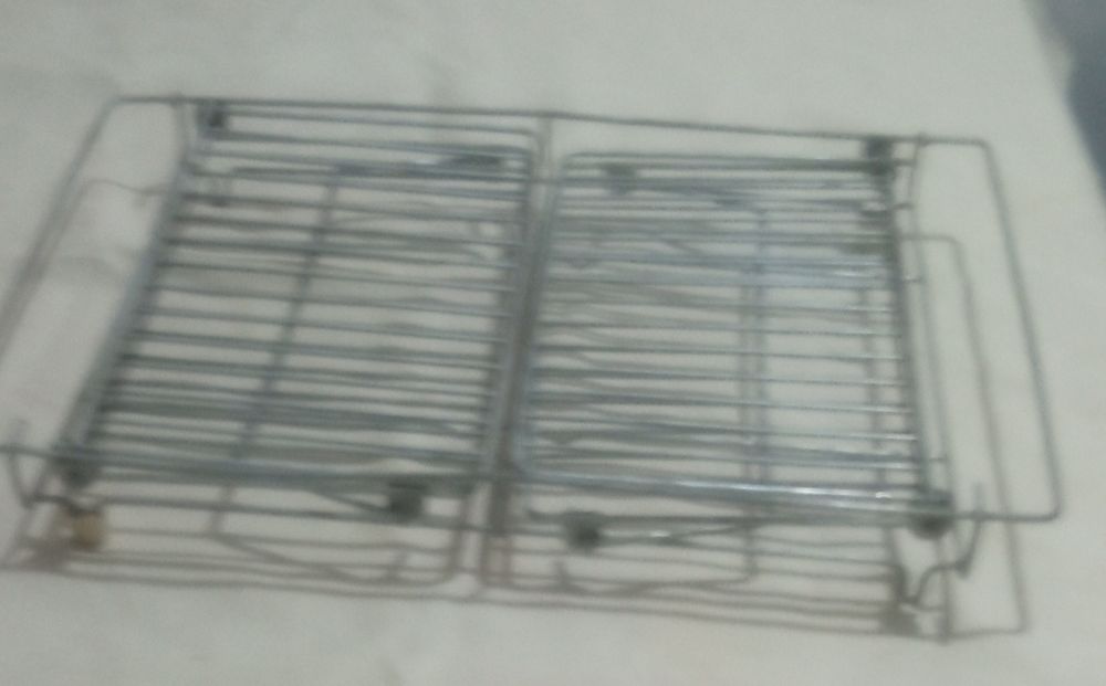 Сушилка для посуды.