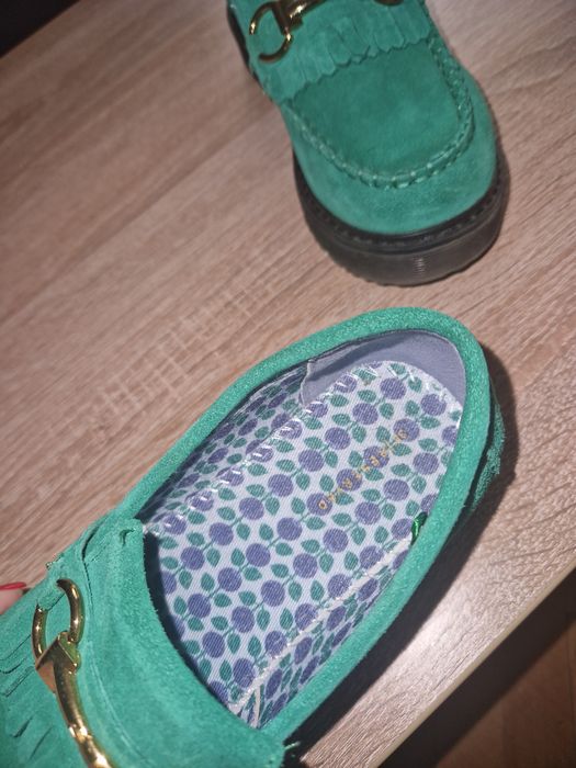 Incaltaminte de piele întoarsă marimea 35