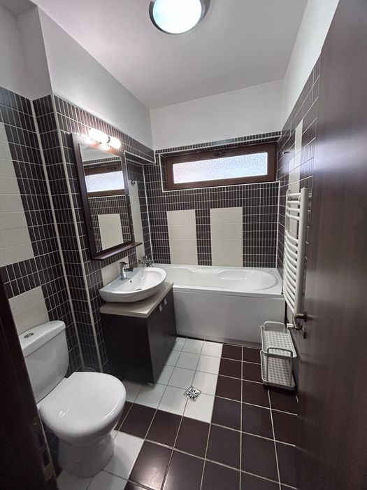 Apartament 3 camere, 2 bai, loc parcare, Otopeni, disponibil imediat