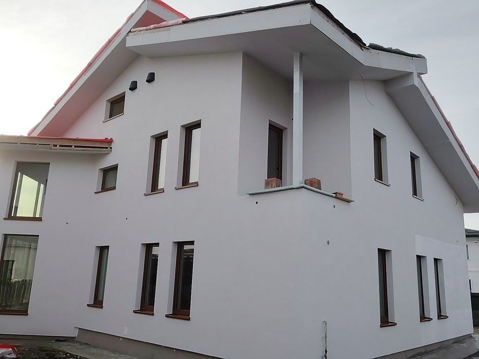 Meseriași executam  lucrări de construcții interioare și exterioare