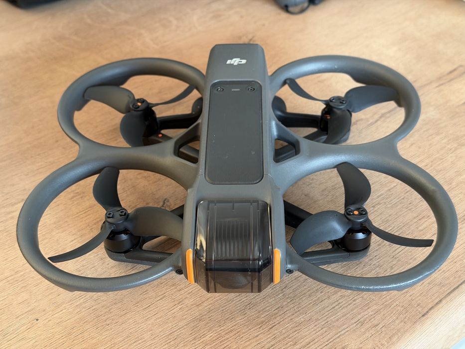 DJI Avata 2 Fly More combo + DJI FPV Remote Controller 3