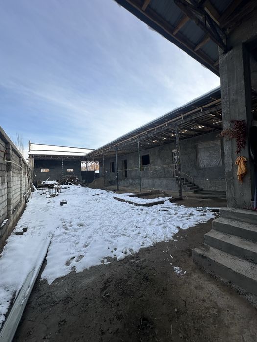 Hovli sotiladi 8 sotix chirchiqda