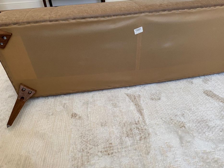 Пуфик для спальной комнаты