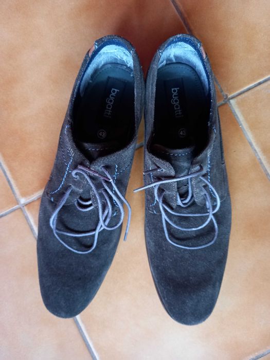 Pantofi barbatesti, piele întoarsă, marime 43, Bugatti