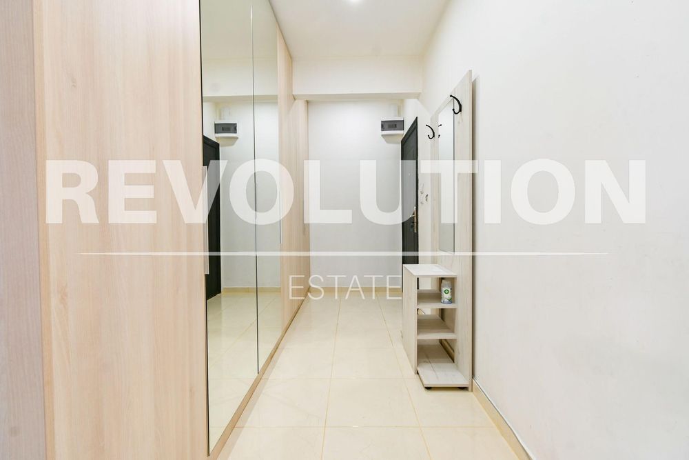 Двустаен апартамент в ж.к. Полигона.