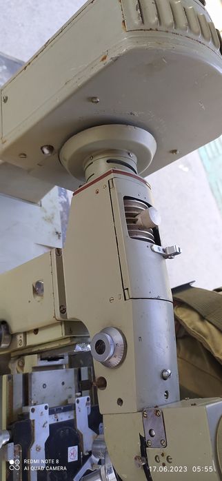 Профессиональный микроскоп состояние хорошо рабочий Кому интересно нап