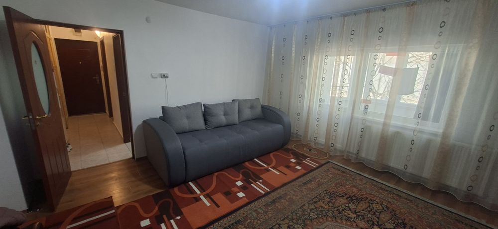 Garsoniera de închiriat