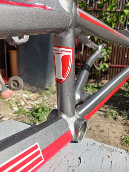 Vând cadru bmx race intense phenom pro xl