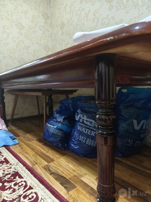 Стол стулья сотилади