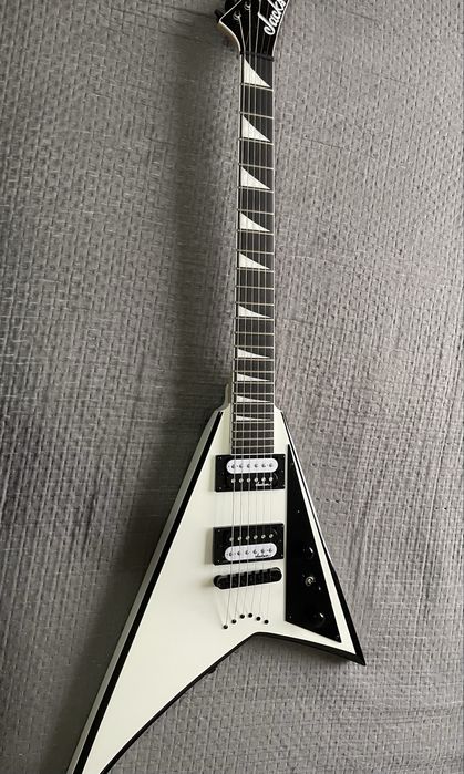 Chitară electrică Flying VJackson JS32T Rhoads