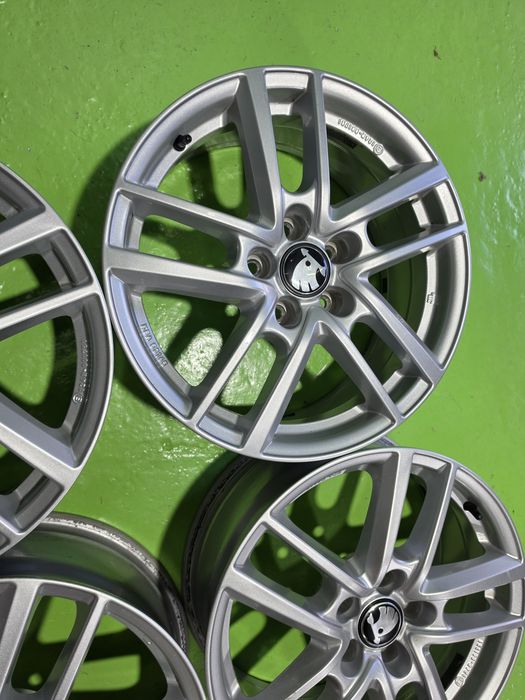 17 5x112 Skoda лети джанти 5х112 шкода