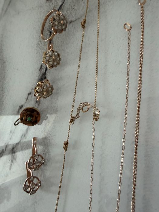 Золотые украшения