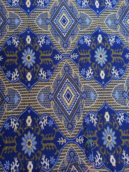 Килим от вълна и памук