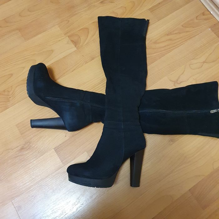 Женские кожаные сапоги и ботинки