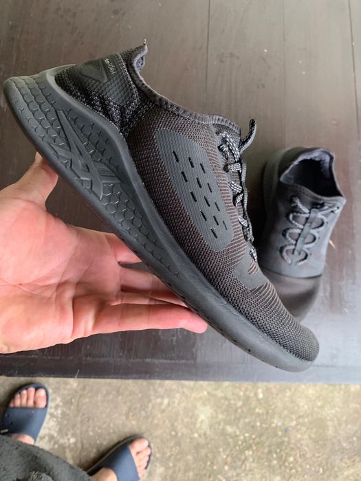 Adidasi Asics 42