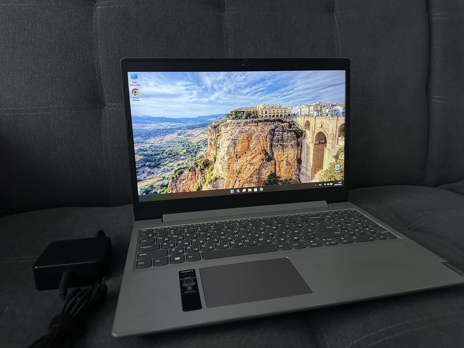 Ноутбук Lenovo Core i3 11th, 8GB, SSD +1TB, Видеокарта 4GB, Windows 11