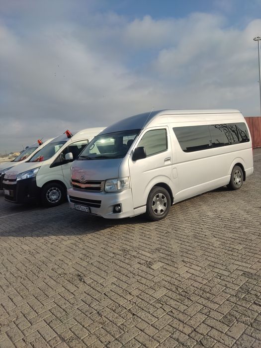 Такси, аренда автобуса Hilux