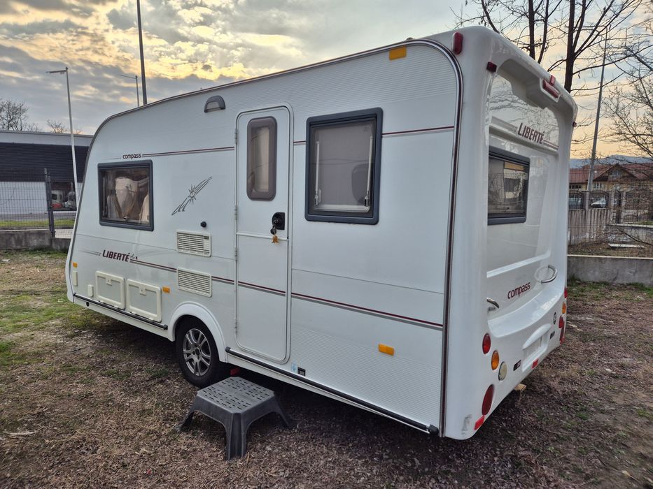 Rulota in stare foarte bună, complet echipata