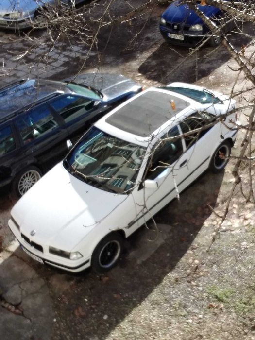 Продавам БМВ Е36 compact California