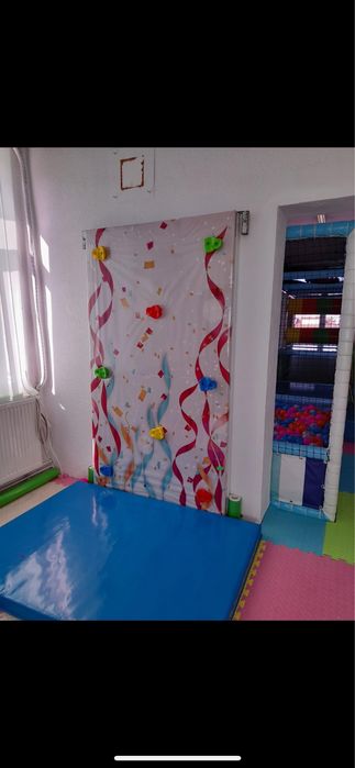 Vand loc de joaca complet