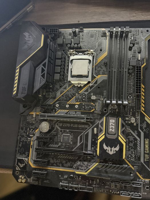 Комплект i7-9700F/Asus Tuf 370 Plus Gaming