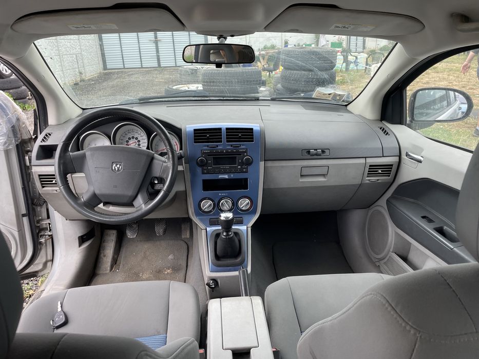 Dezmembrez dodge caliber 2.0 crdi si 1.8 / 2.0 benzina volan stanga