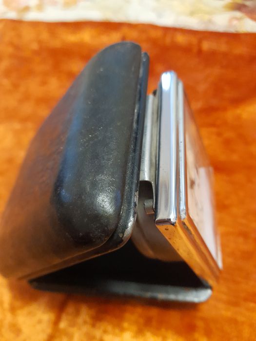 Ретро туристически часовник