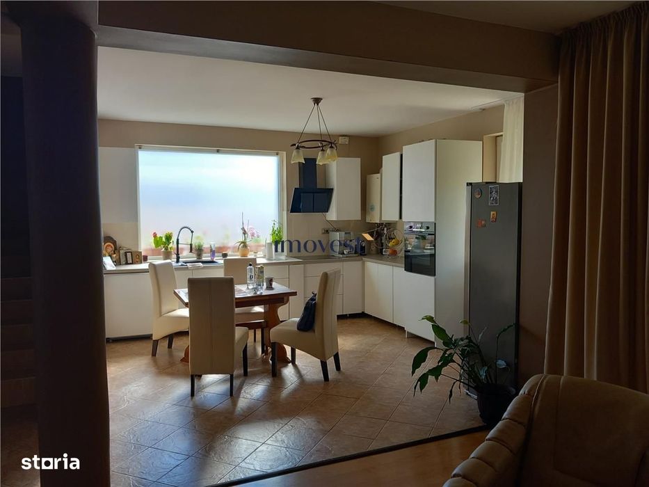 Casa Tip Duplex in Satu Mare - 3 Dormitoare, 2 Bai, Terasa - 180.000 E