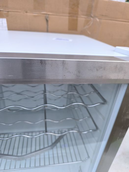 Хладилник за напитки Klarstein Beersafe XL Crystal White 60 литра