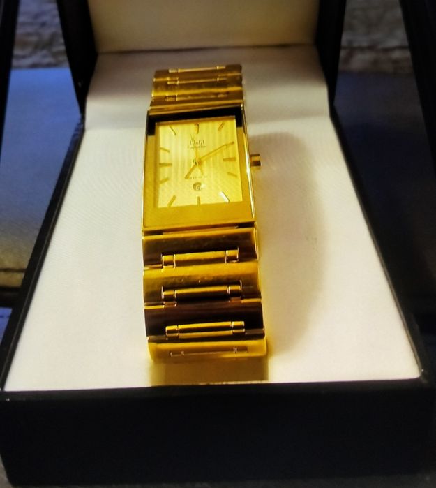 Ceas Auriu de calitate