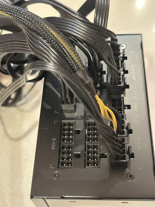 Sursa pc modulara 800w ATX