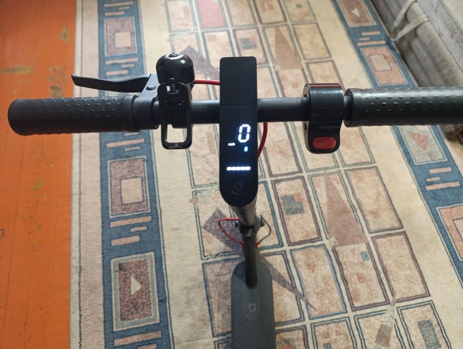 Электросамокат оригинал