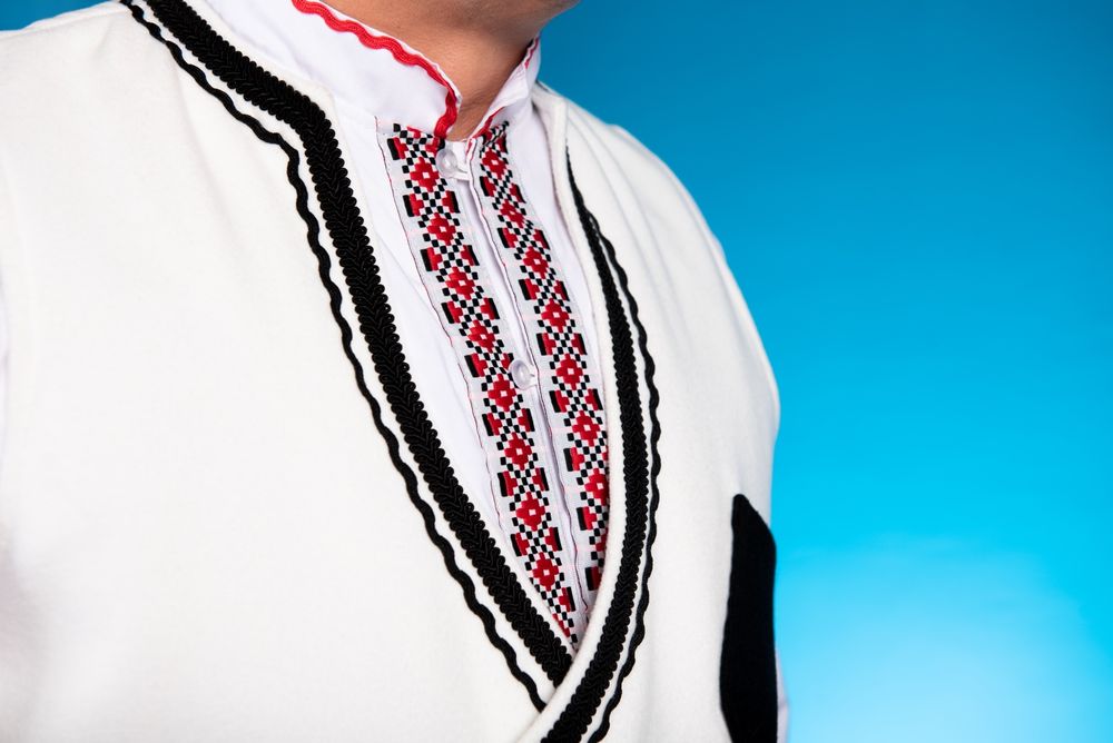 Мъжка носия -шопска граовска- 216 лвв