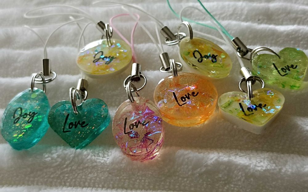 УНИКАЛНИ ключодържатели и висулки  - ОТ 5 ДО 15 ЛВ./БР.