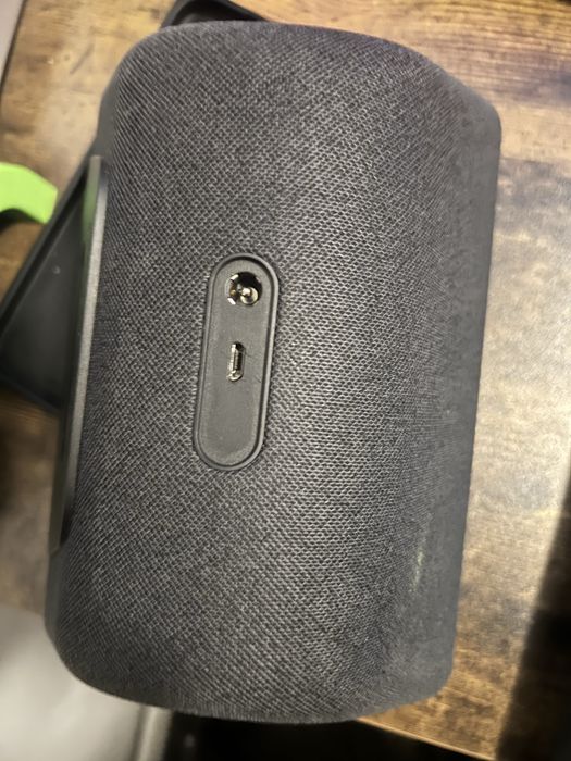 Boxa cu display Amazon