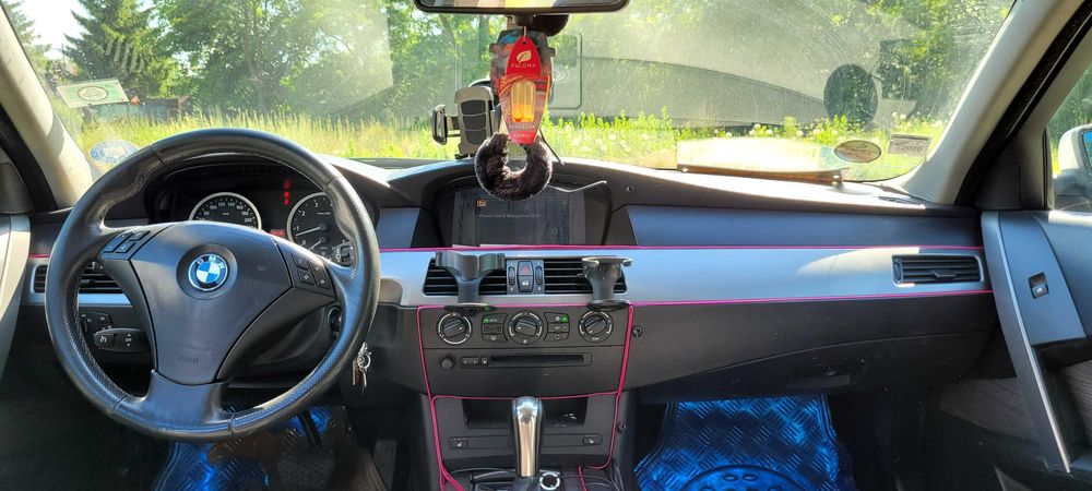 Bmw E60, 2.2i benzina