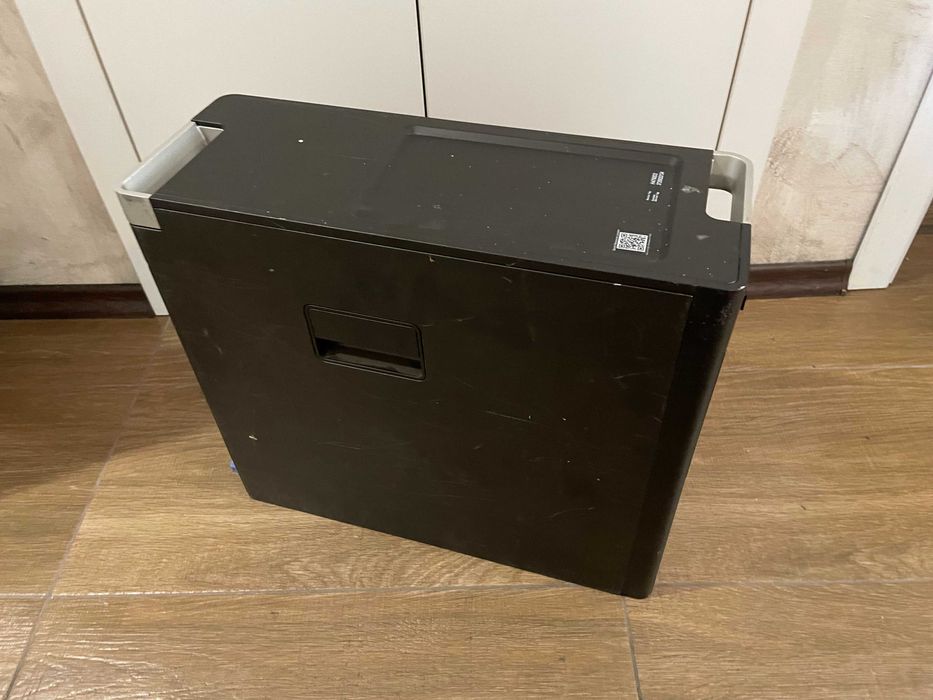 DELL precision tower 5810 / XEON E5 2673V4 20c/40T 64GB DDR4