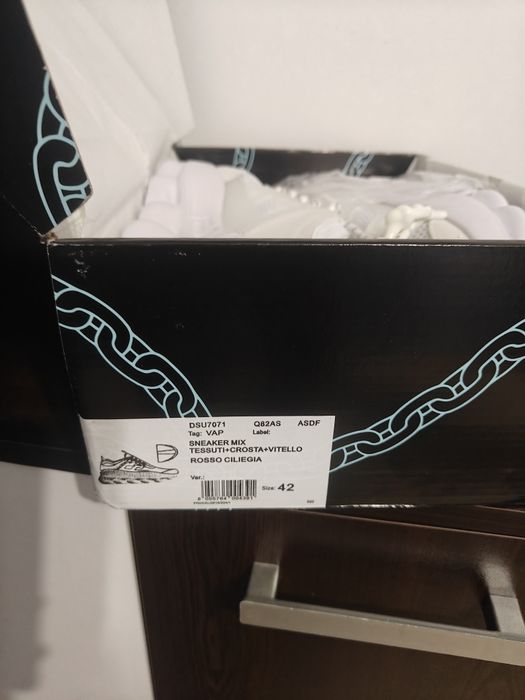 Versace Chain Reaction Mărime 42 Noi ALBI