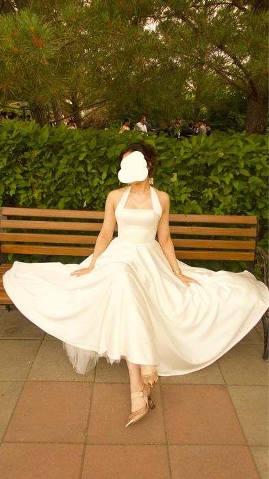 Продам шикарное платье