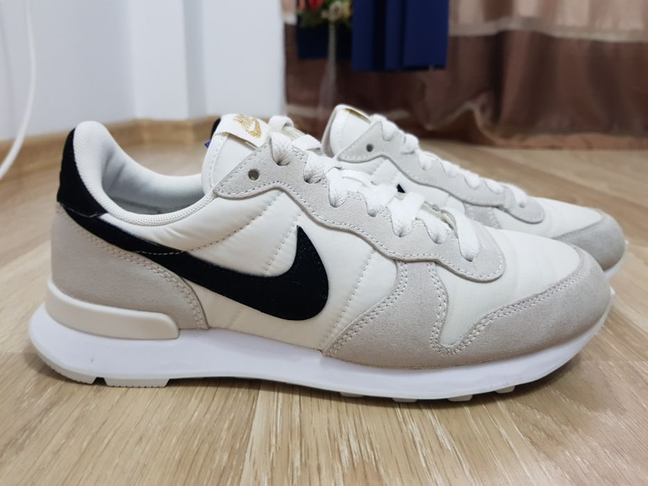 Adidași Nike mărimea 38