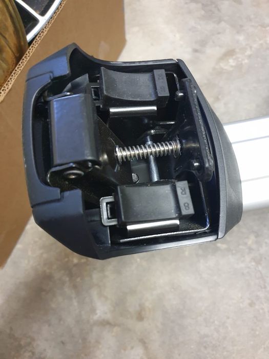 Set 2 bare din aluminiu transversale. Audi Q8.
